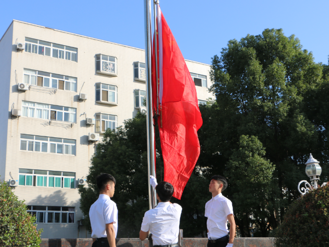 湖北省工業(yè)建筑學(xué)校第二十六屆秋季田徑運(yùn)動會盛大開幕(圖5)